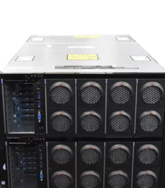 Lenovo X3950 X6 Server 8x Xeon E7-8880 V3 18 cœurs CPU 0GB RAM 16x SFF 2.5"